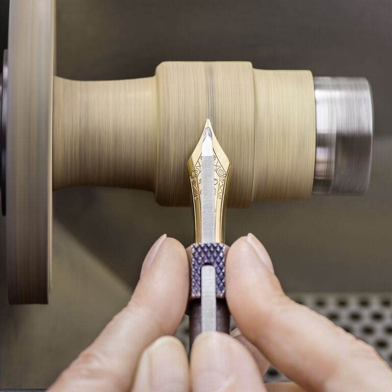 Stylo Bille ou Rollerball : Comment Choisir ?