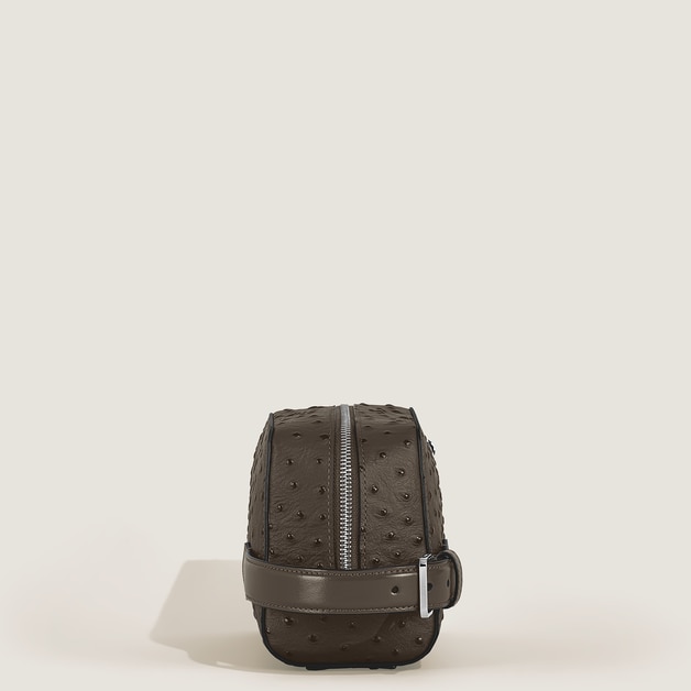 Wash Bag in Ostrich-Embossed Leather - 4