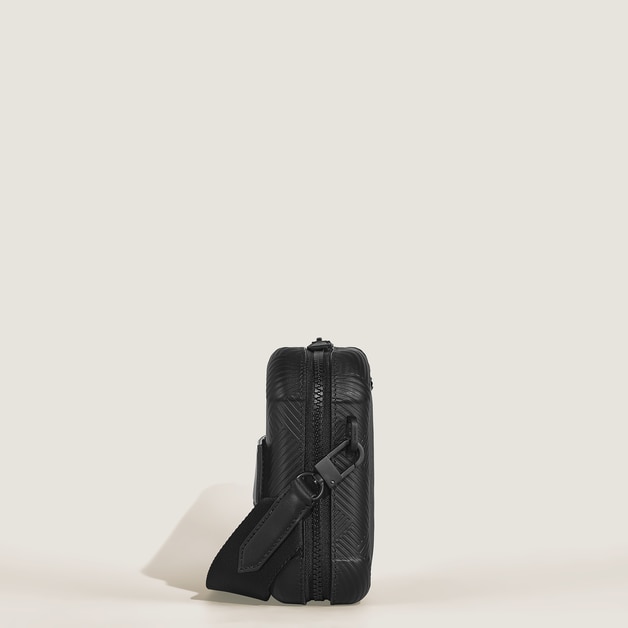 Travel case - 5