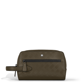 Toiletry Clutch in Extreme Leather