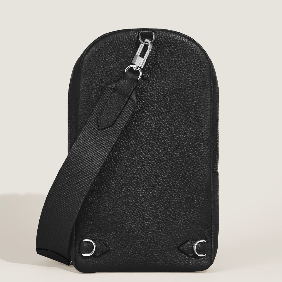 Montblanc Companion Medium On-Body Bag  - 5