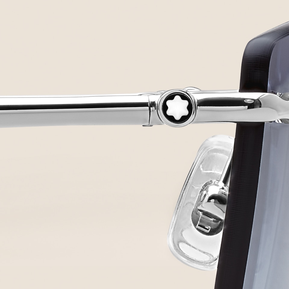 Rechteckige Sonnenbrille mit silberfarbener Metallfassung - 3