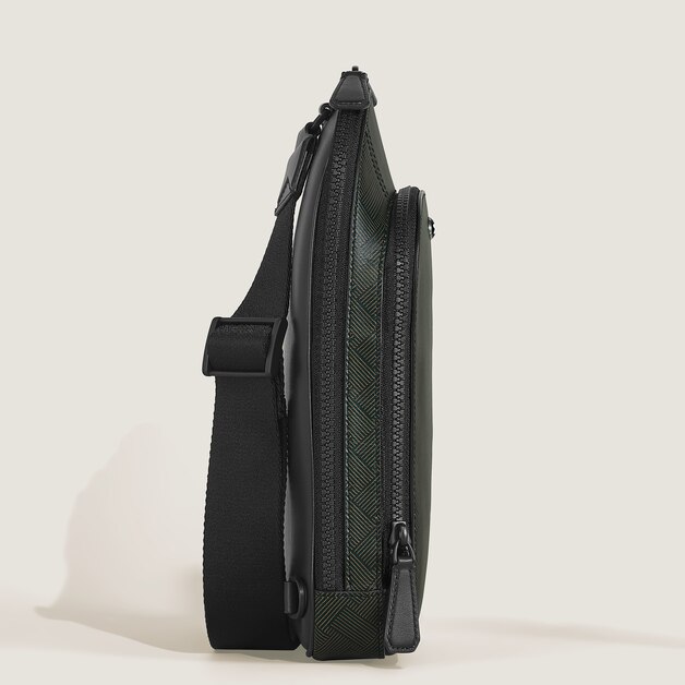 Medium On-Body Bag in Extreme Leather - 4