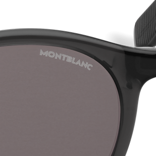 Round Sunglasses with Black Injected Frame