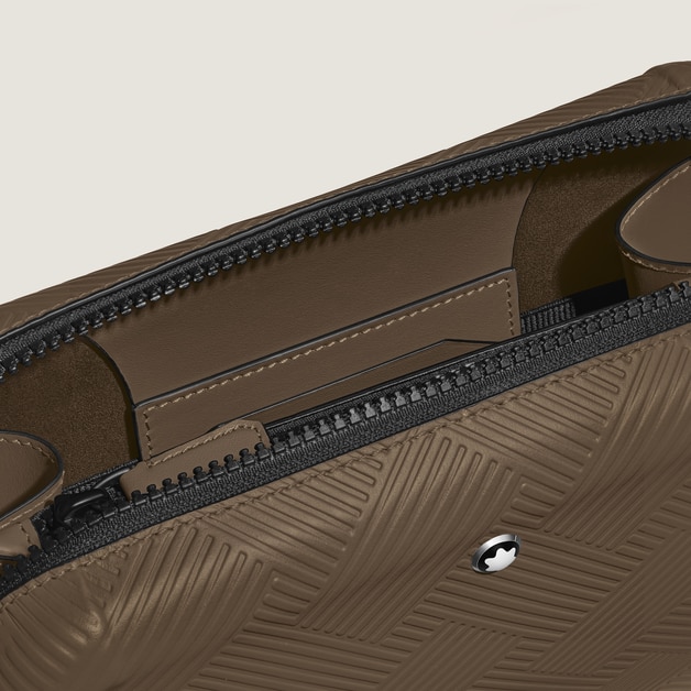 Travel Case in Extreme Leather - 5
