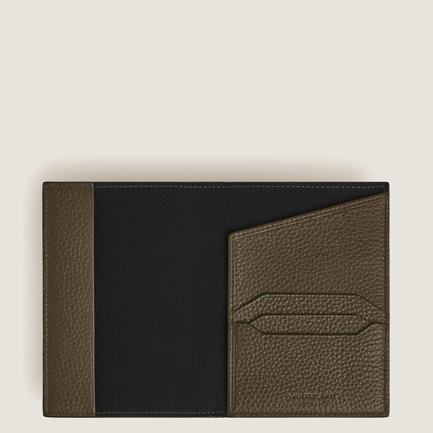Passport Holder in Grain Leather - 2