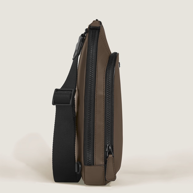 Medium On-Body Bag in Extreme Leather - 5