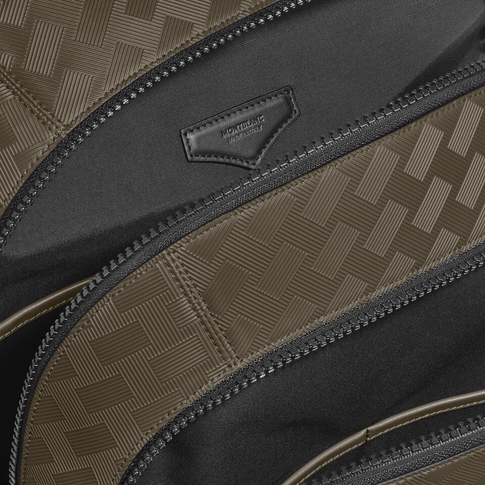 Large Backpack with 3 Compartments in Extreme Leather - 4