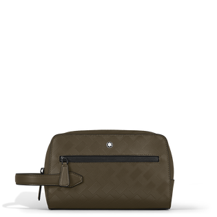 Toiletry Clutch in Extreme Leather