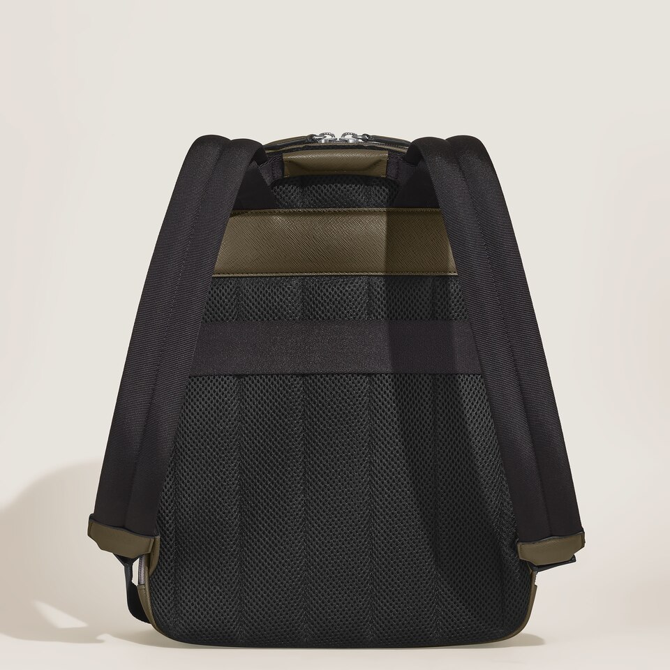 Medium Backpack with 3 Compartments in Sartorial Leather - 6