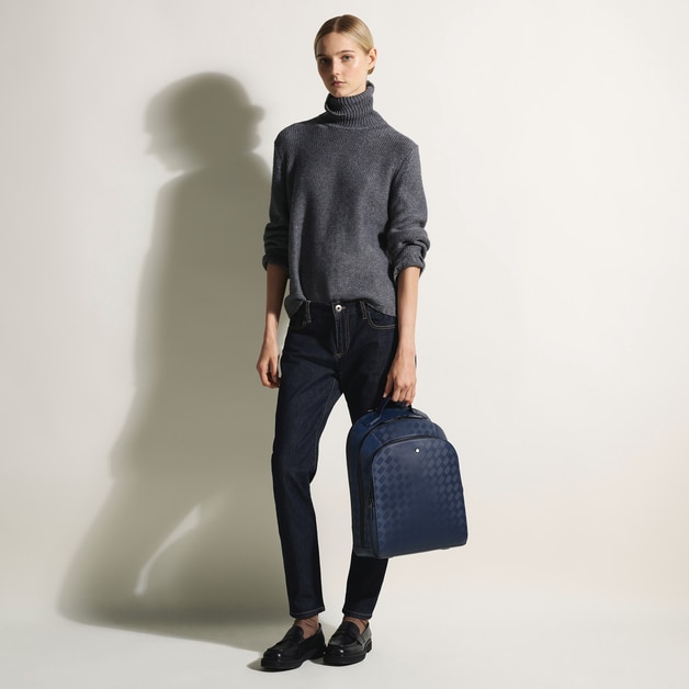 Medium Backpack with 3 Compartments in Extreme Leather - 6