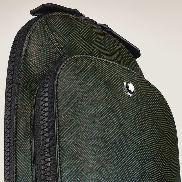 Medium On-Body Bag in Extreme Leather - 2