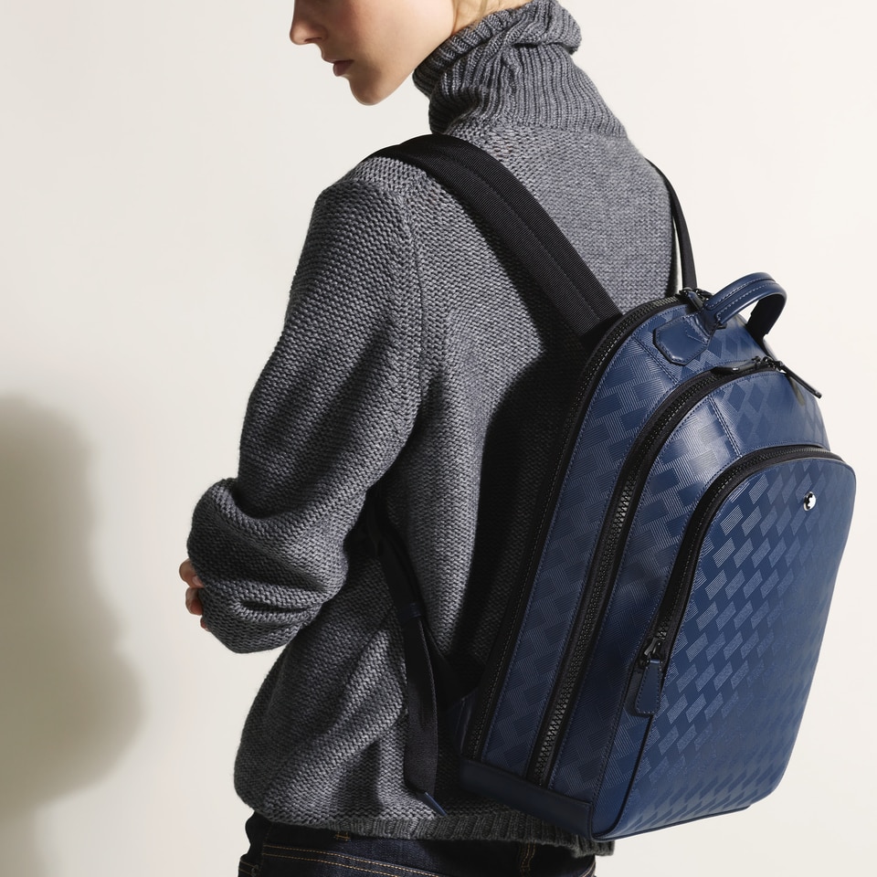 Medium Backpack with 3 Compartments in Extreme Leather - 6