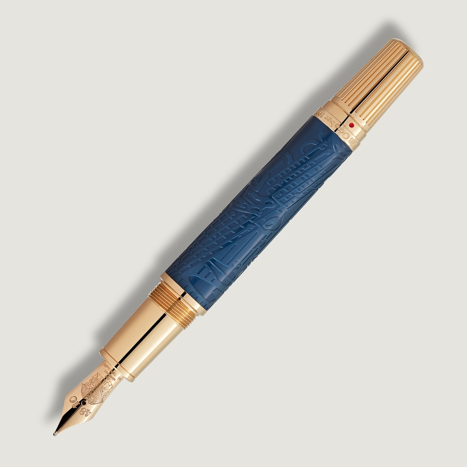 Great Characters Homage to Queen Special Edition Fountain Pen - 6