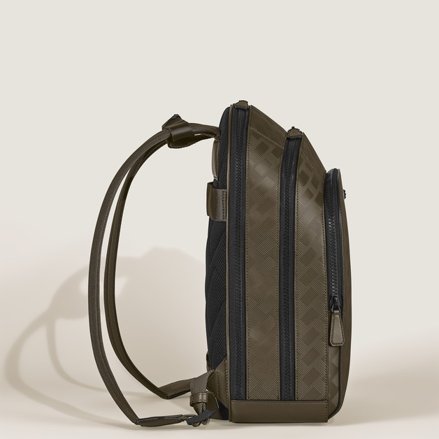 Medium Backpack with 3 Compartments in Extreme Leather - 4