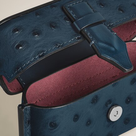 &Eacute;tui pour Accessoires de Plume avec Bandouli&egrave;re en Cuir Emboss&eacute; Autruche