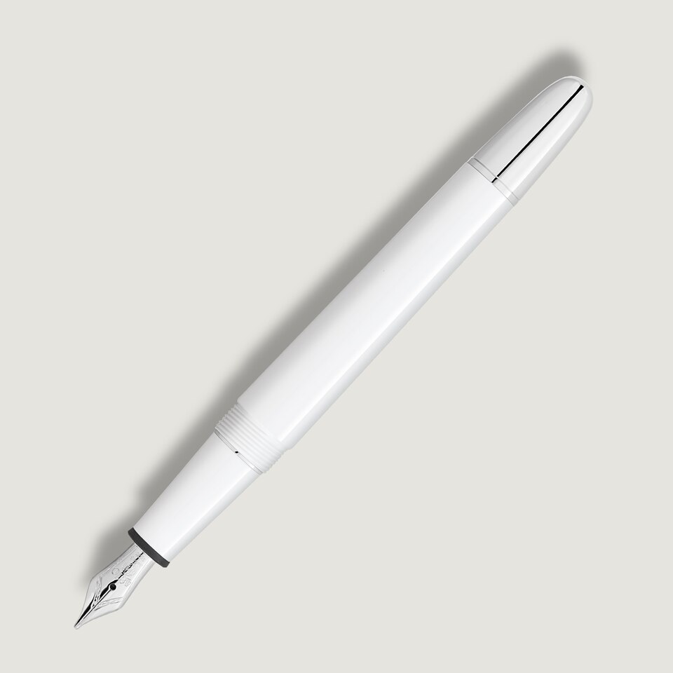 Meisterst&uuml;ck White Classique Fountain Pen (M) - 6