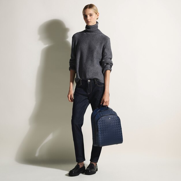 Medium Backpack with 3 Compartments in Extreme Leather - 6