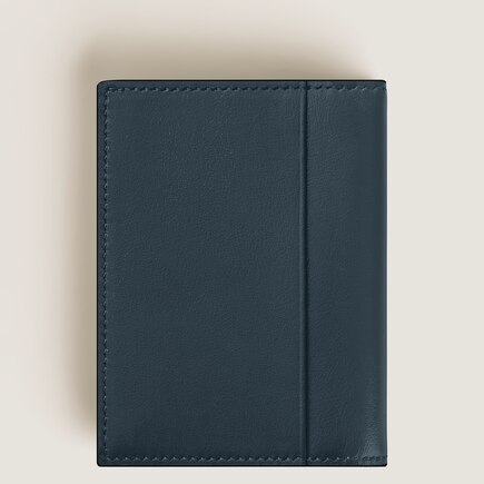 محفظة بطاقات مايسترشتوك، تَسَع 4 بطاقات ائتمان