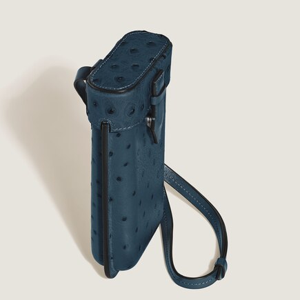 &Eacute;tui Multifonction Plume avec Bandouli&egrave;re en Cuir Emboss&eacute; Autruche