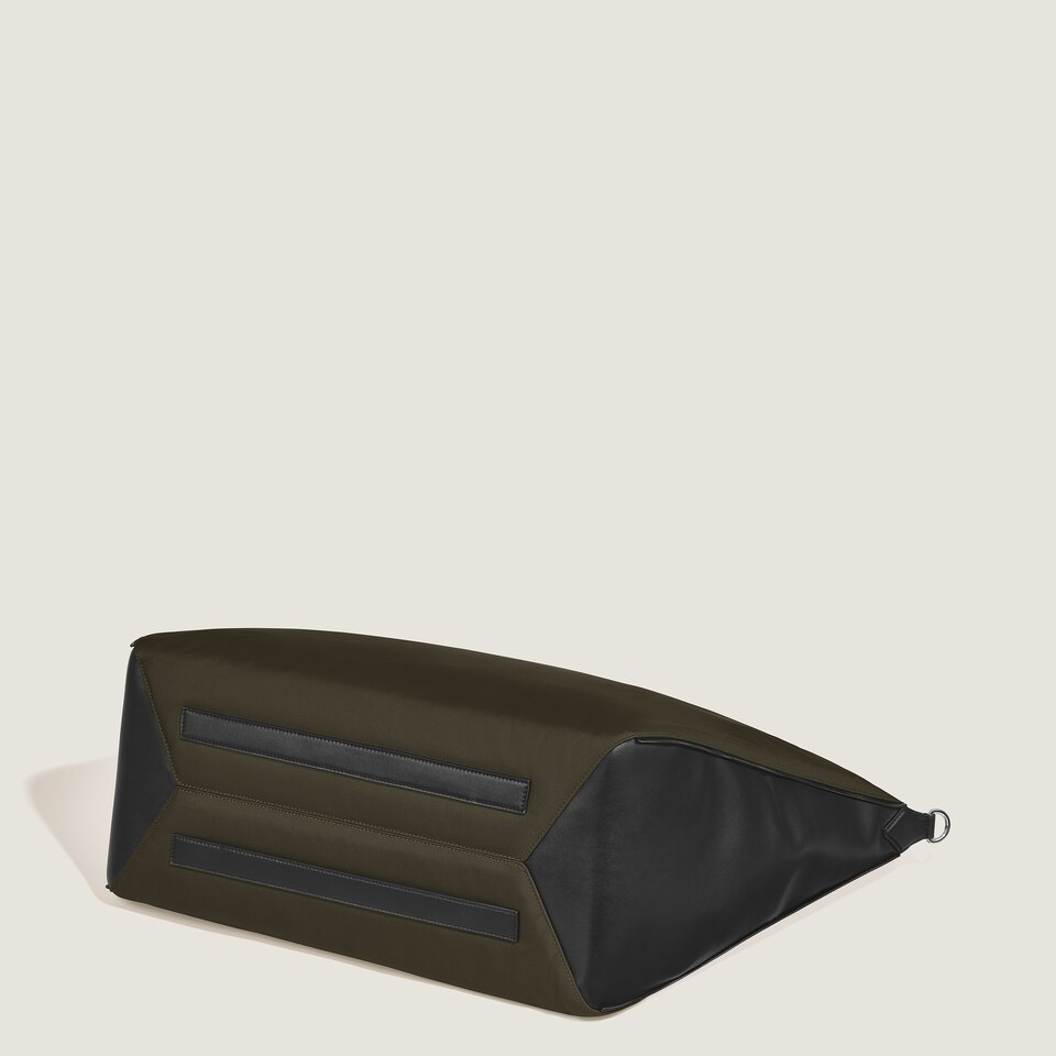 Montblanc Panorama Weekender Bag 43 - 8