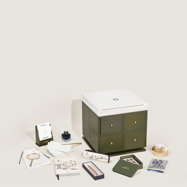 طقم هابي هوليداي 2025 - 2