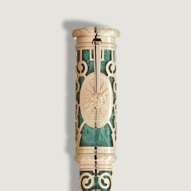 High Artistry A Journey through Ch&acirc;teau de Versailles Limited Edition&nbsp;195 - 5