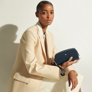 Small Toiletry Clutch in Sartorial Leather