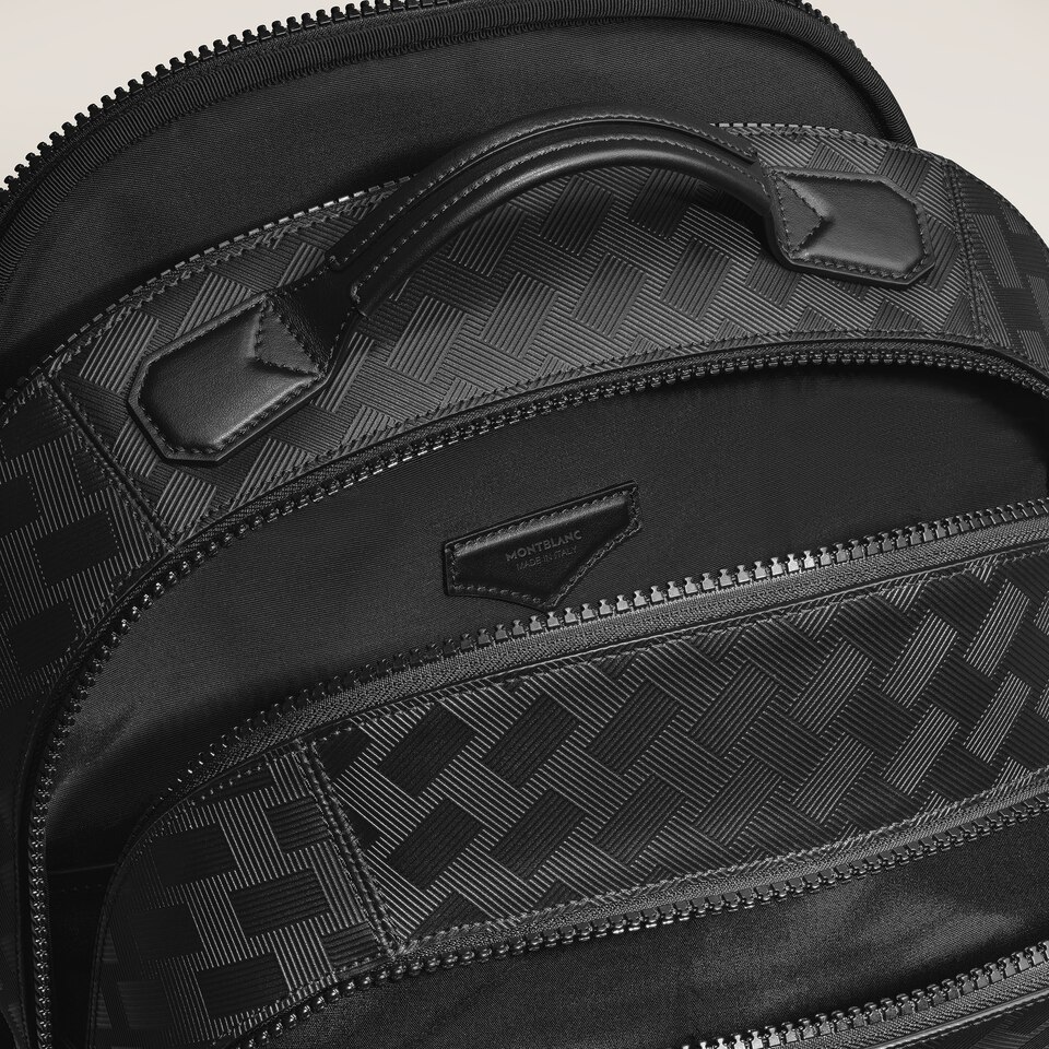 Medium Backpack with 3 Compartments in Extreme Leather - 4