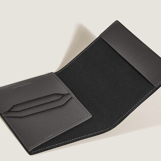 Passport Holder in Grain Leather