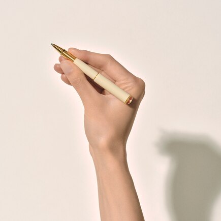 Montblanc Heritage Rouge et Noir "Baby" Special Edition Ivory-Coloured Rollerball