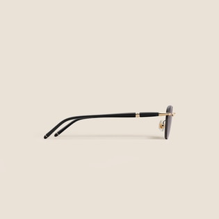 Round Sunglasses with Gold-Coloured Metal Frame