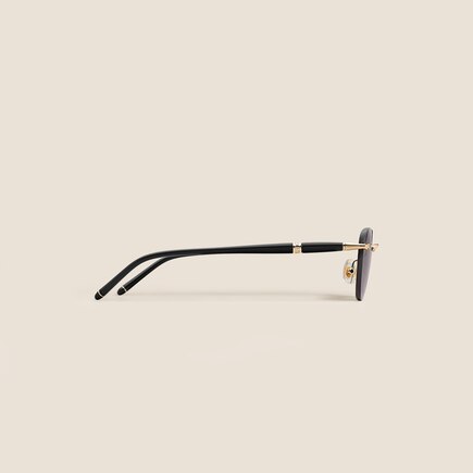 Round Sunglasses with Gold-Coloured Metal Frame