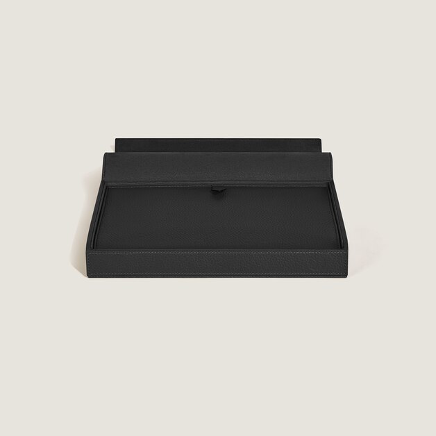 Travel Box for 8 Writing Instruments in Grained Leather - 3