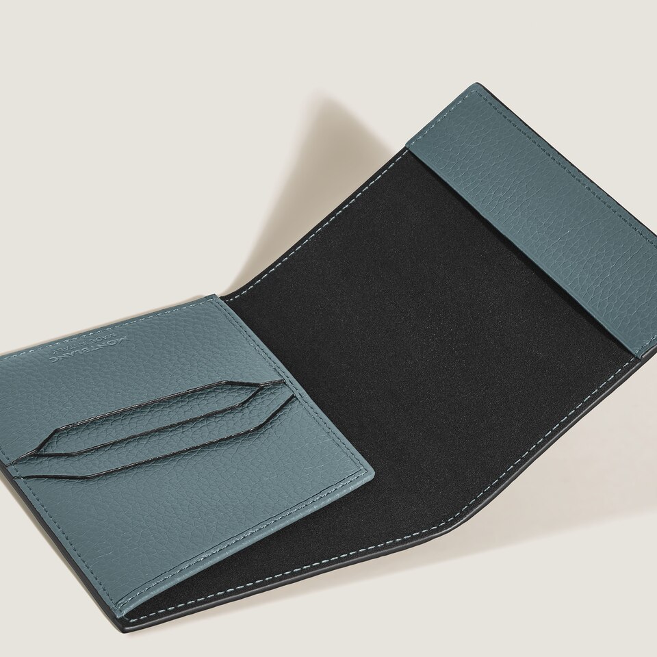Passport Holder in Grain Leather - 3