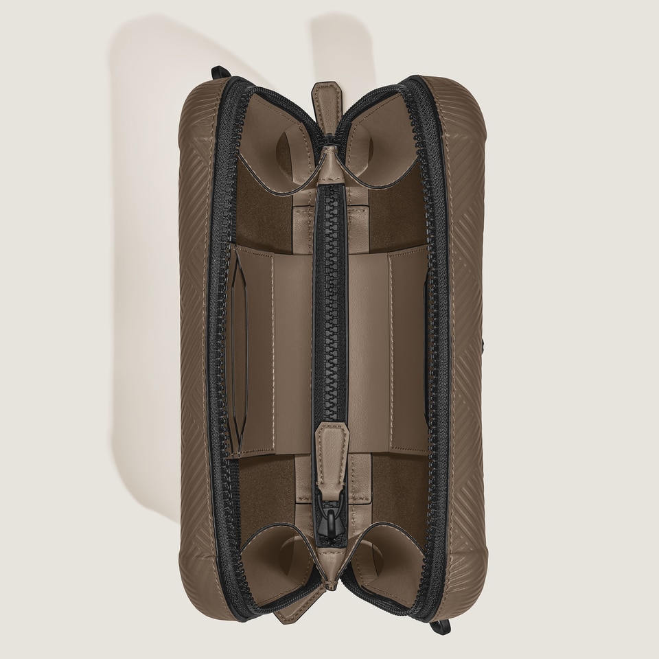 Travel Case in Extreme Leather - 6