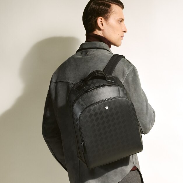 Medium Backpack with 3 Compartments in Extreme Leather - 2