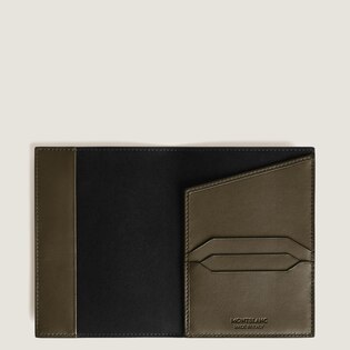 Passport Holder in Extreme Leather