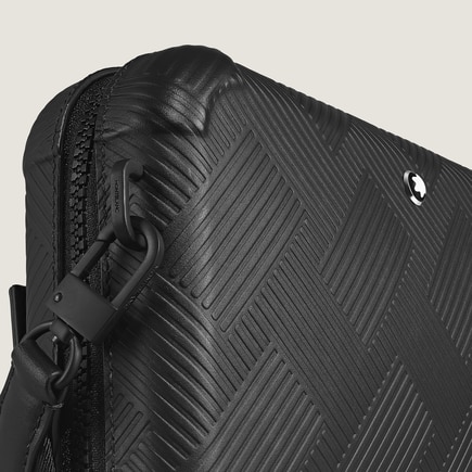 Travel Case in Extreme Leather