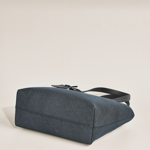 Tote Bag in Sartorial Leather - 8