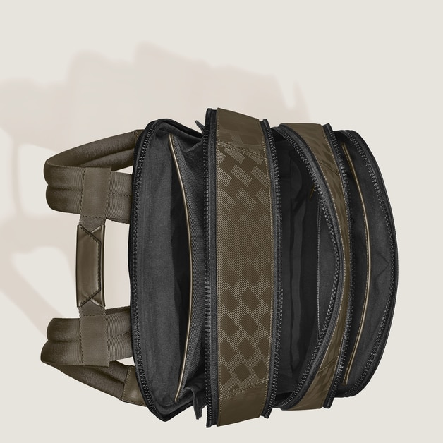 Large Backpack with 3 Compartments in Extreme Leather - 7