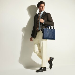 Thin Briefcase in Extreme Leather