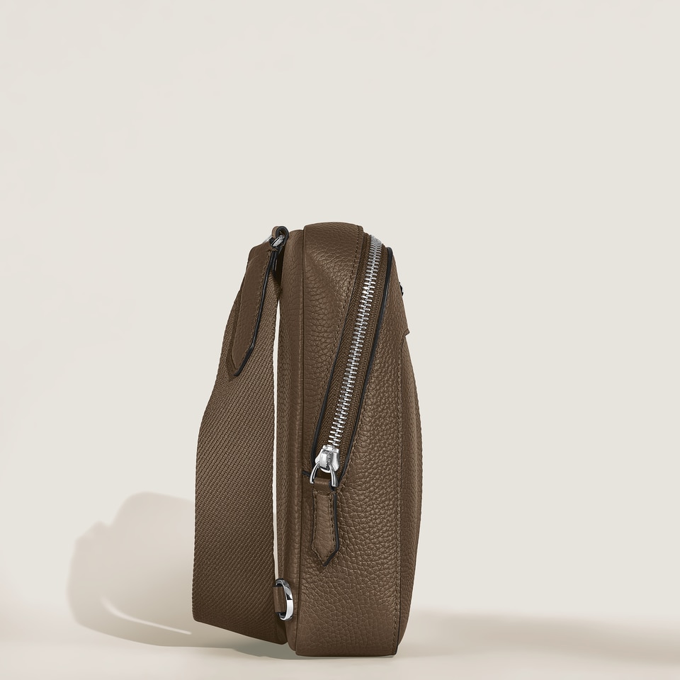 Montblanc Companion on body bag - 5
