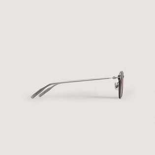 Round Sunglasses with Grey Injected Frame