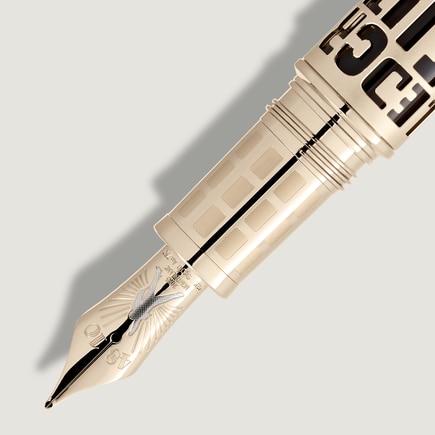 Great Characters Hommage &agrave; Queen Limited Edition&nbsp;95