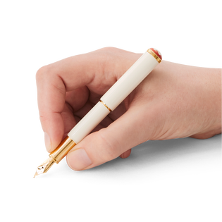 Montblanc Heritage Rouge et Noir "Baby" Special Edition Ivory-colored Fountain M