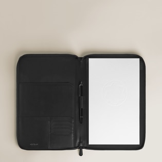 Medium Notebook Holder with zip in Extreme Leather