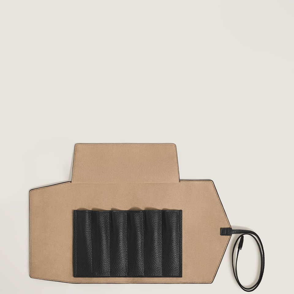 Wrap-around 6-Pen Pouch in Grain Leather - 4