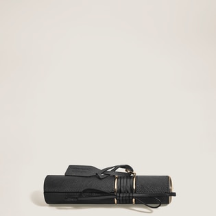 1-Pen Pouch A Tribute to Craftsmanship in Sartorial Leather