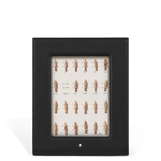 Vertical Photo Frame in Grain Leather